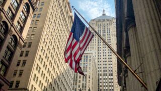 В США зарегистрировано 264 тысячи заявок на получение пособия по безработице