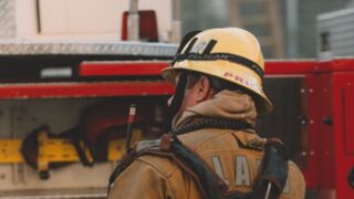 В зданиях ЗАГСа и архива в Каскелене произошел крупный пожар