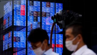 Японский индекс Nikkei продолжает снижаться третью сессию подряд