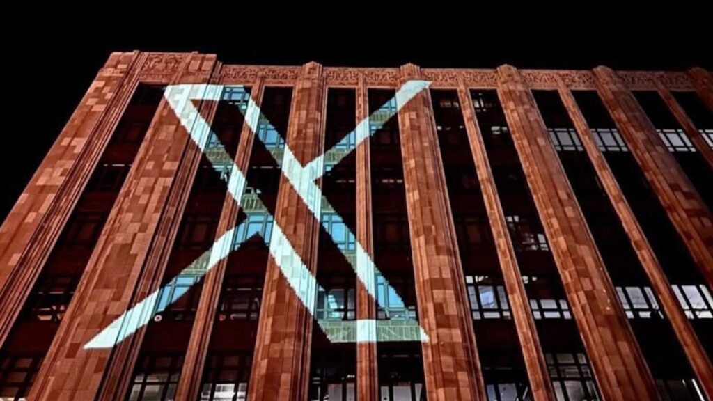 Гигантский символ X на крыше штаб-квартиры Twitter вызвал расследование властей Сан-Франциско
