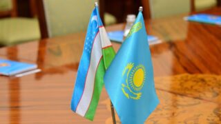 Президент Казахстана провел неформальную встречу с Президентом Узбекистана