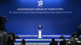 О чем говорил Токаев на форуме городов-побратимов, посвященном 25-летию Астаны
