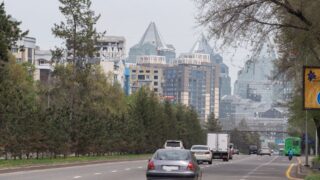 Перекрытие части проспекта Аль-Фараби в Алматы продлится до 21 июля