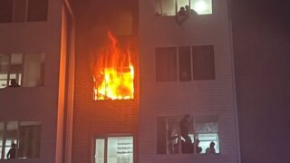 Полицейские в Акмолинской области спасли шесть человек из огня