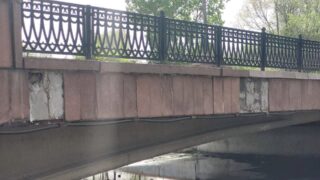 Пошли по скользкой дорожке: “диванные эксперты” заполнили соцсети фейками о ремонте моста через БАК