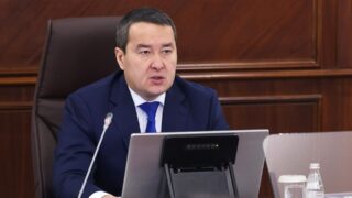 Алихан Смаилов заявил о необходимости подготовки к различным сценариям развития