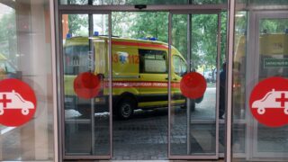 Система ОСМС: что делать при отказе в медуслугах или требовании оплаты?