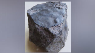 Ученые обнаружили первый известный метеорит-бумеранг, который вернулся на Землю