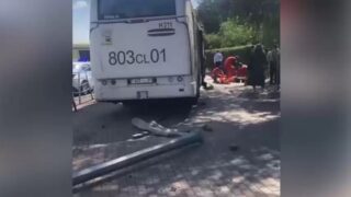 В Астане у водителя автобуса остановилось сердце во время поездки — он умер в больнице