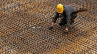 В Казахстане незаконно трудились 12 граждан Нигерии