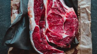 Вместо заявленных 8 тонн из Казахстана в Узбекистан пытались вывезти 14 тонн мяса