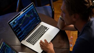 Замедление роста цен на недвижимость вынудило инвесторов интересоваться «голубыми фишками»