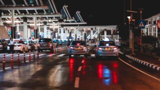 Затор на границе Казахстана и России вызван сезонным увеличением перевозок