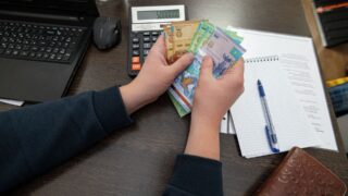 Более 11 млрд тенге льготных кредитов выдали молодежи Казахстана