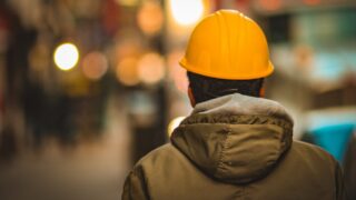 Более 160 нелегальных иностранных работников обнаружены на стройках в Караганде