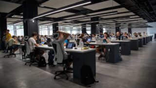 Что работодатели требуют от молодых специалистов в Казахстане