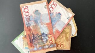 Cколько денег тратят на еду в Казахстане и других странах?