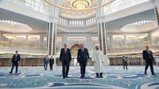 Главную мечеть Астаны посетили президенты Казахстана и Таджикистана