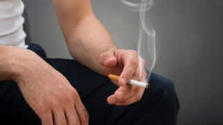 Имеет ли право работодатель наложить взыскание за курение на рабочем месте?