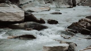 Кыргызстан намерен экспортировать воду в Китай