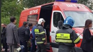 Многоэтажку Дом министерств в Астане эвакуировали пожарные