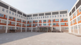 Педагогические проблемы в Астане: Как город справляется с нехваткой ученических мест