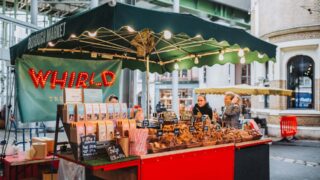 Плохая погода и высокая инфляция: падение продаж в британских розничных сетях