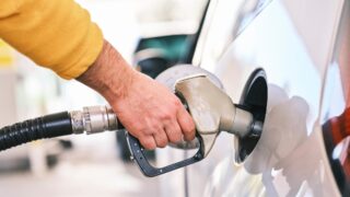 Топлива хватит всем? В Казахстане резко выросли запасы ГСМ