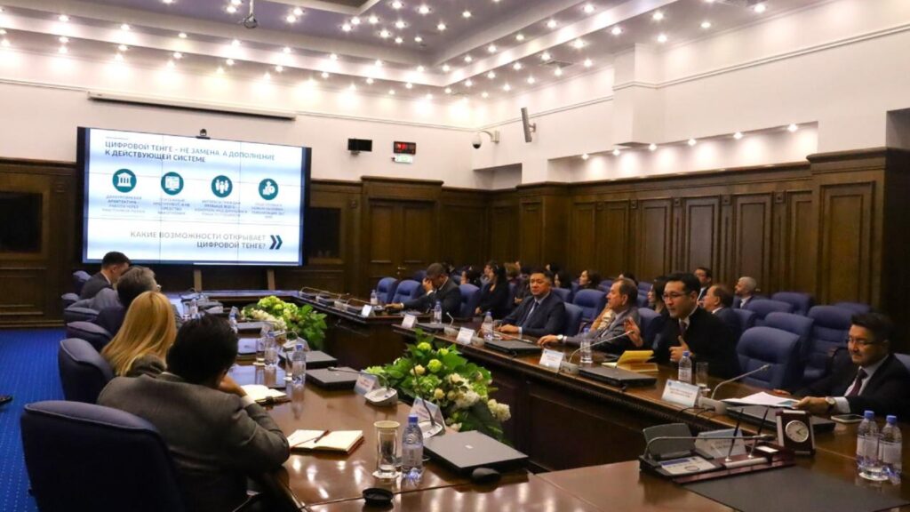 Фото: Пресс-служба Высшей аудиторской палаты.