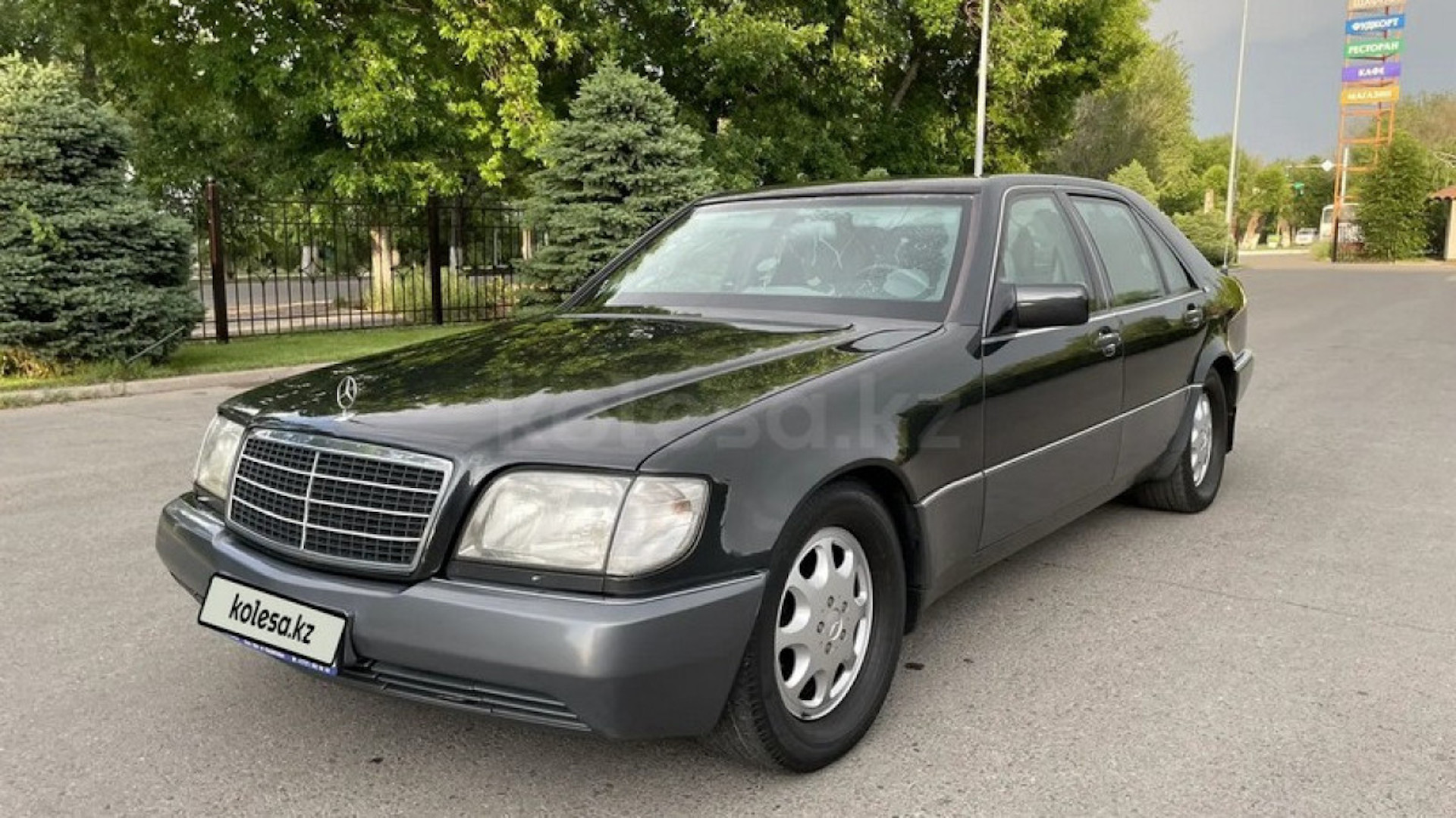 Продают автомобиль Назарбаева — Mercedes 600 SEL GUARD B7, выдерживающий  обстрел из автомата и снайперской винтовки