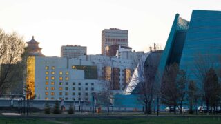 Российский блогер в восторге от Казахстана: интернет, транспорт и архитектура