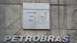 Снижение прибыли было отмечено у бразильского нефтегазового гиганта Petrobras