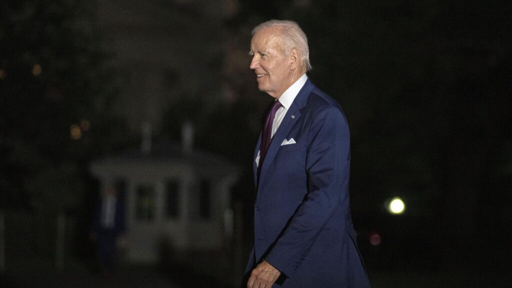 Фото: © AP Photo / Manuel Balce Ceneta