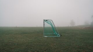 В Астане 10-летнего мальчика убили упавшие футбольные ворота