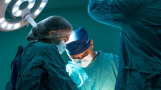 В ФСМС отреагировали на отзывы частных медицинских учреждений