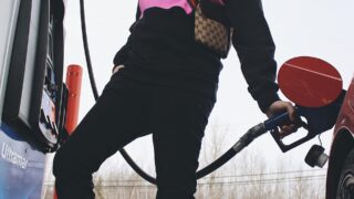 В «КазМунайГазе» объяснили ситуацию с безином АИ-95