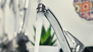 В одном из секторов Медеуского района Алматы временно отключат холодную воду