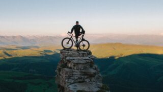 Ученые обнаружили следы движения ледников на Марсе и подтверждают динамичный климат в прошлом