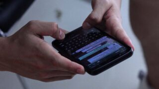 В WhatsApp распространяется ложная информация о тотальной слежке в соцсетях после теракта в «Крокус сити холле»