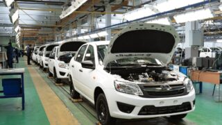 «АвтоВАЗ» готовится возобновить производство автомобилей Lada в Казахстане