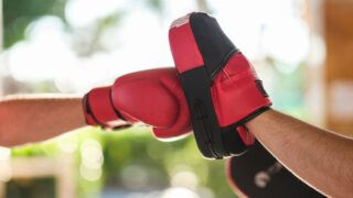 Боксёры села Жалпаксаз в Жамбылской области вынуждены тренироваться на улице