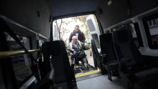 Более 8 тыс. людей с инвалидностью воспользовались пилотным проектом услуг инватакси через агрегаторы