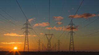 Депутат предложил строить энергетические объекты за счет возвращенных активов