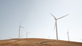 ЕБРР выделит $39 млн на строительство ветряной электростанции в Казахстане