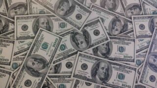 Глобальный долг достиг рекордных $307 трлн в первом полугодии