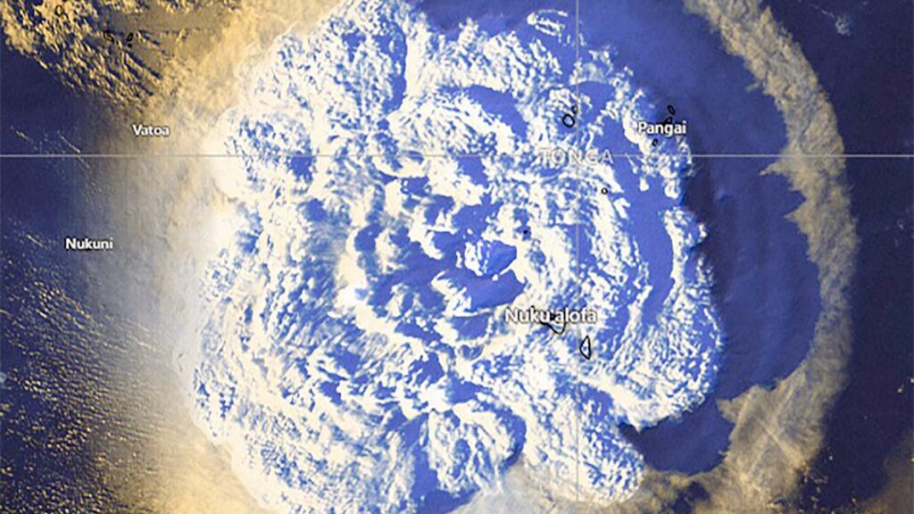 Фото: Tonga Meteorological Services/EYEPRESS/Reuters