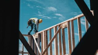 Как обстоят дела со строительством новых объектов в сельской местности