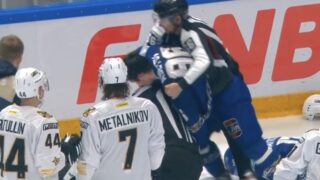 Казахстанский хоккеист «Барыса» Асетов избил Граоваца во время матча КХЛ