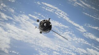 Китай вывел на орбиту четыре спутника с помощью морской платформы в Желтом море