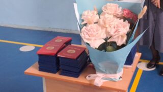 На сегодняшний день в столице в школах учатся — порядка 260 тыс. детей, в колледжах более 34 тыс.